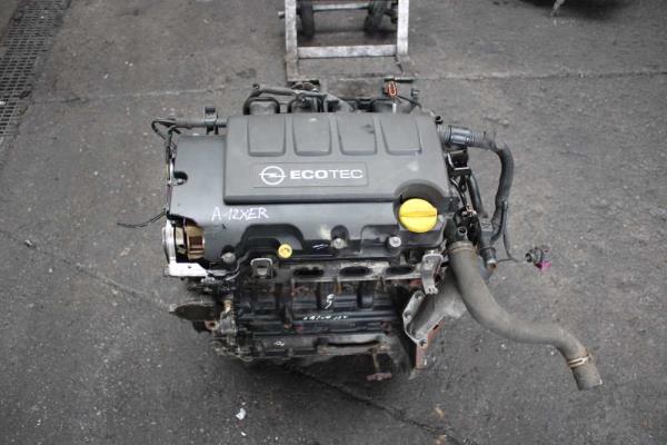 MOTEUR OPEL CORSA D / COMBO D / MERIVA B , 1.2CC ESSENCE CODE A12XER - Vue 1